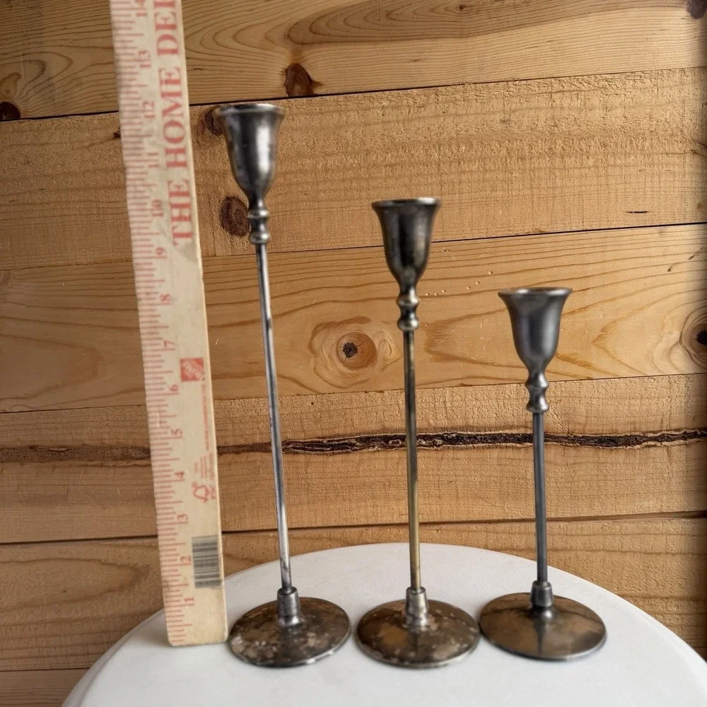 Set Of 3 Graduated Silver Tone Candle Stick Holders Tulip Tapered VTG Unmarked